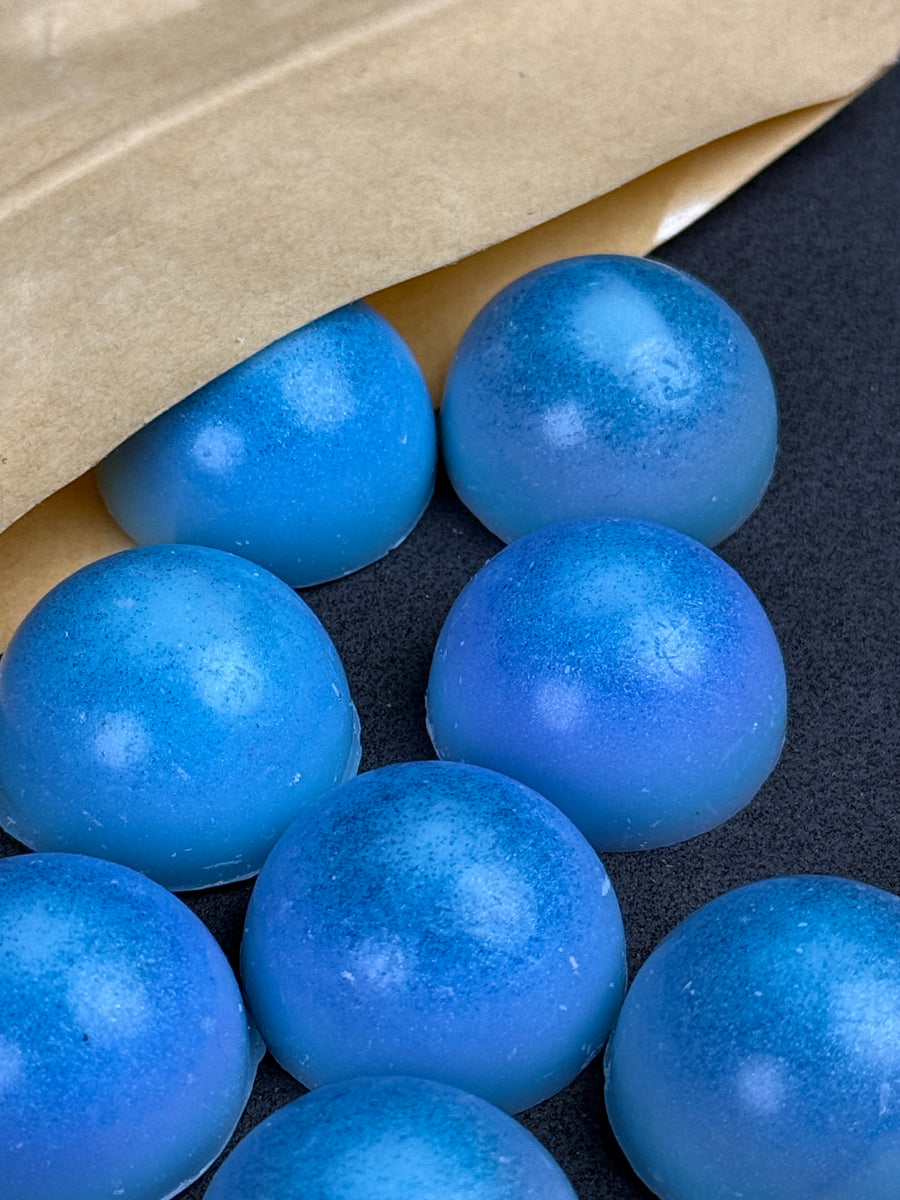 Waxys standard kit - 1 machine and 3 wax melts packets of 100 grams each.
